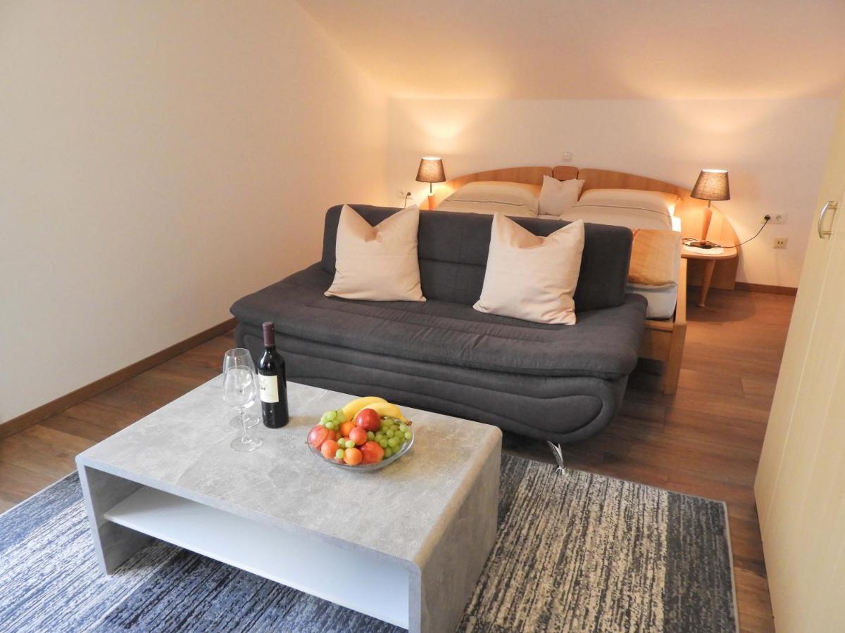 באד בירנבאך Appartements Hirsch מראה חיצוני תמונה